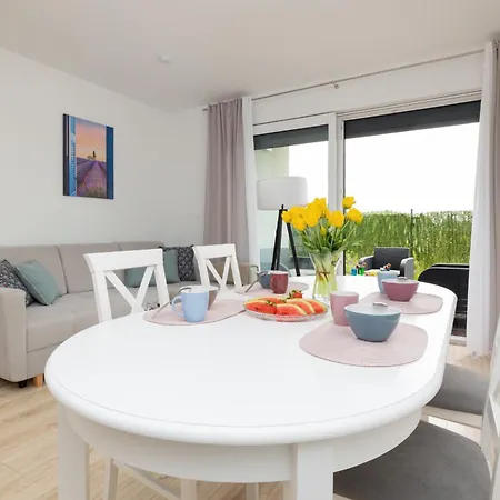 Dwupoziomowy Z Parkingiem - Taras I Balkon - 3 Sypialnie By Renters Rewal