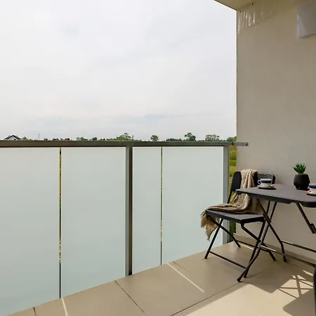 Appartement Dwupoziomowy Z Parkingiem - Taras I Balkon - 3 Sypialnie By Renters